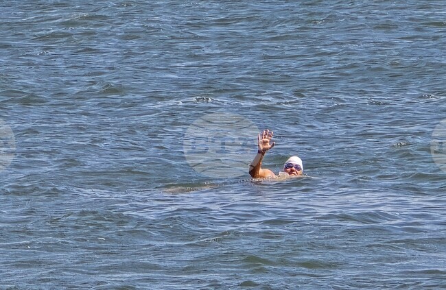Плувецът Цанко Цанков прави дарение на Музея на спорта