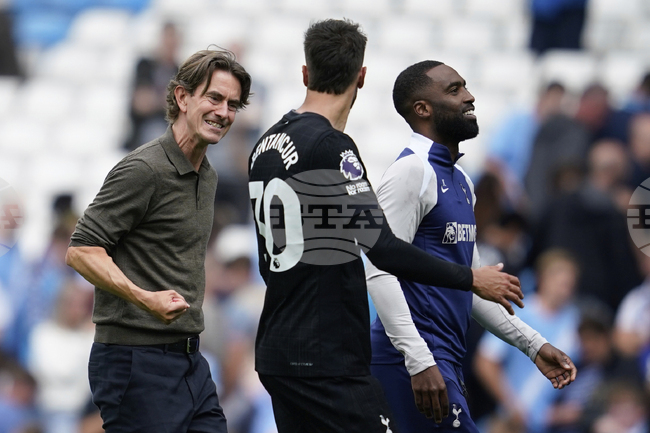 Футболистите не се вълнуват от Еберечи Езе, каза мениджърът на Тотнъм Томас Франк след успеха над Манчестър Сити