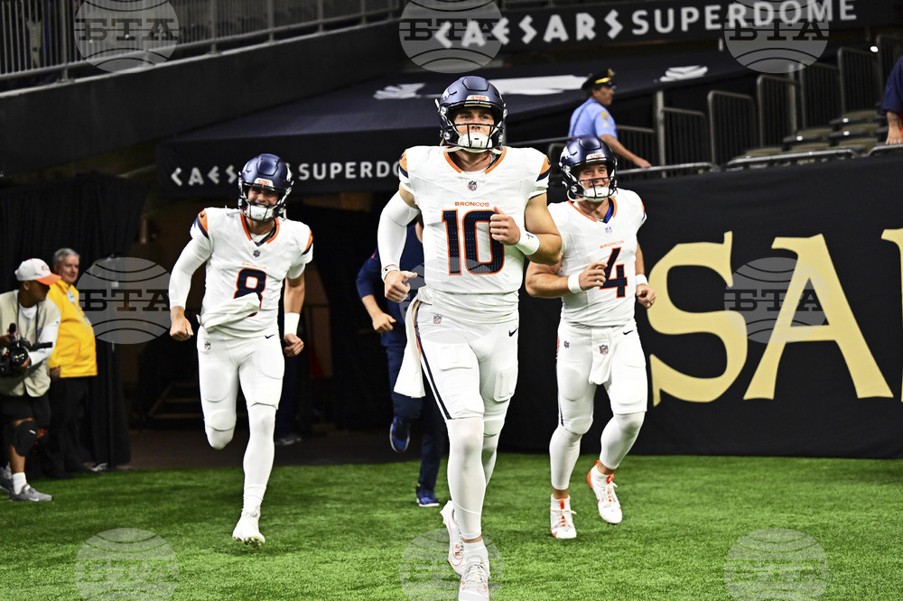Broncos Saints Football
