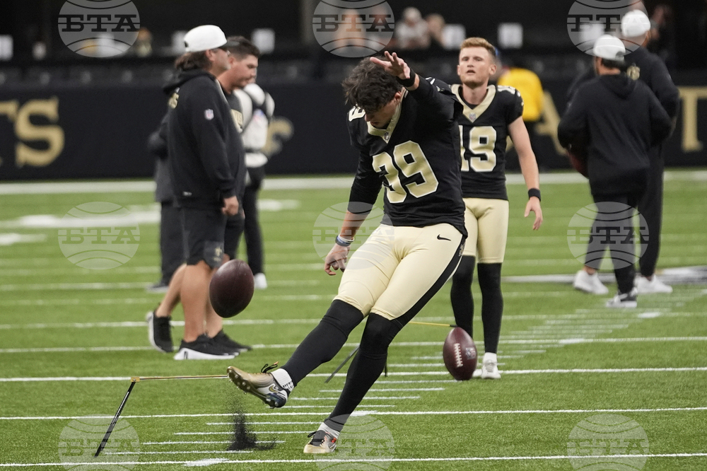 Broncos Saints Football