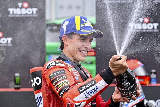 Марк Маркес триумфира в Гран при на Унгария и е все по-близо до седма титла в MotoGP