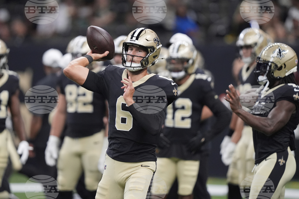 Broncos Saints Football