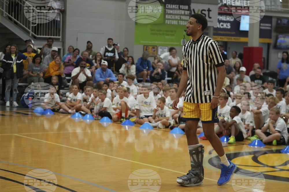 Pacers Haliburton Basketball