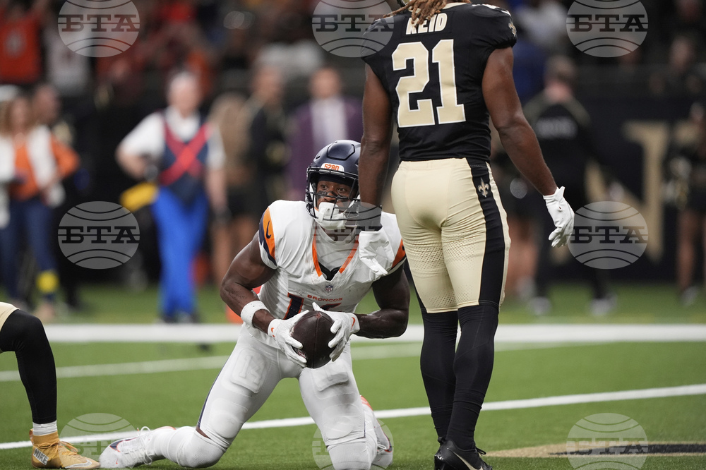 Broncos Saints Football