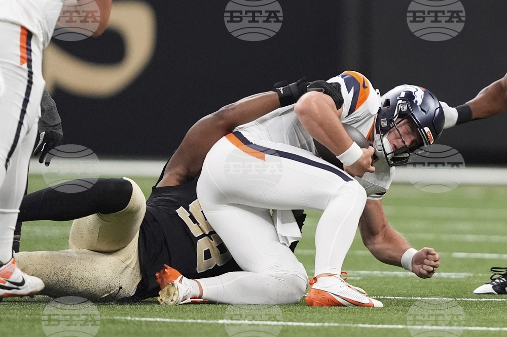 Broncos Saints Football