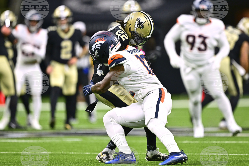 Broncos Saints Football
