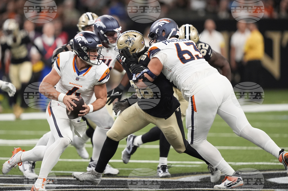 Broncos Saints Football