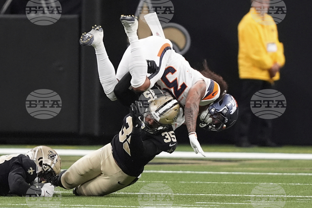 Broncos Saints Football