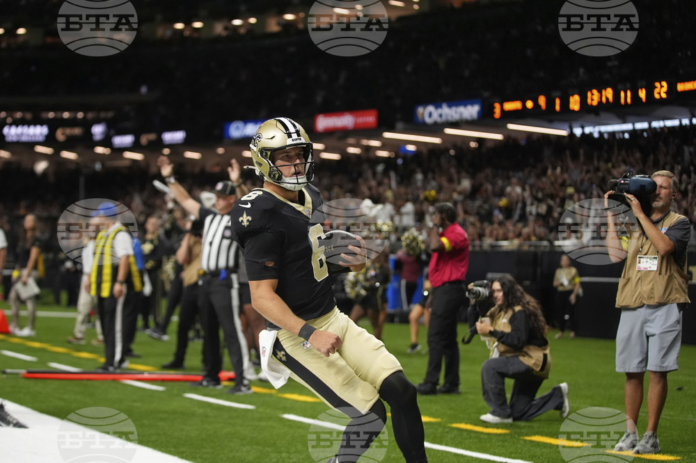 Broncos Saints Football