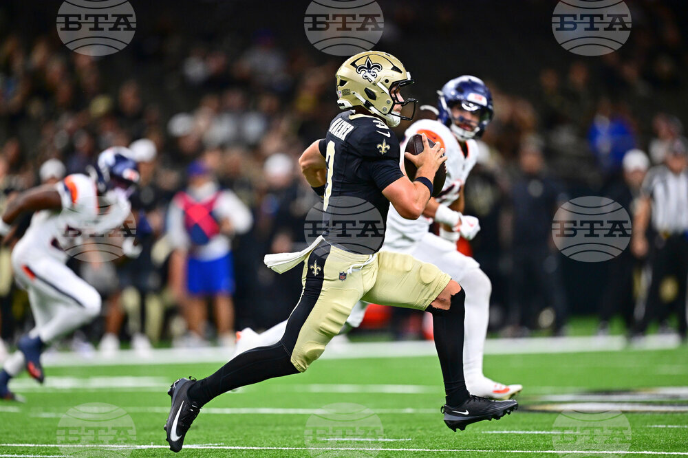 Broncos Saints Football