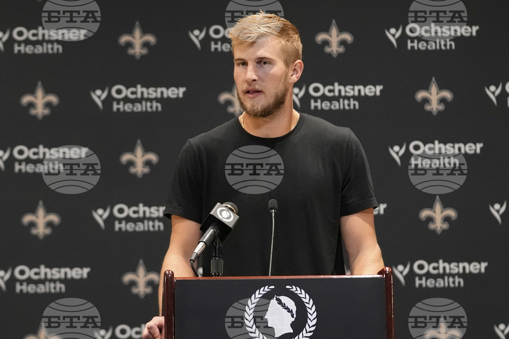 Broncos Saints Football