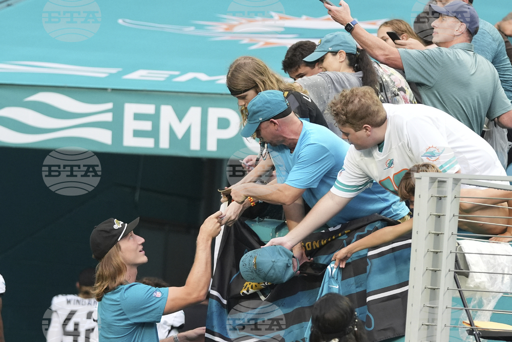 Jags Dolphins Football