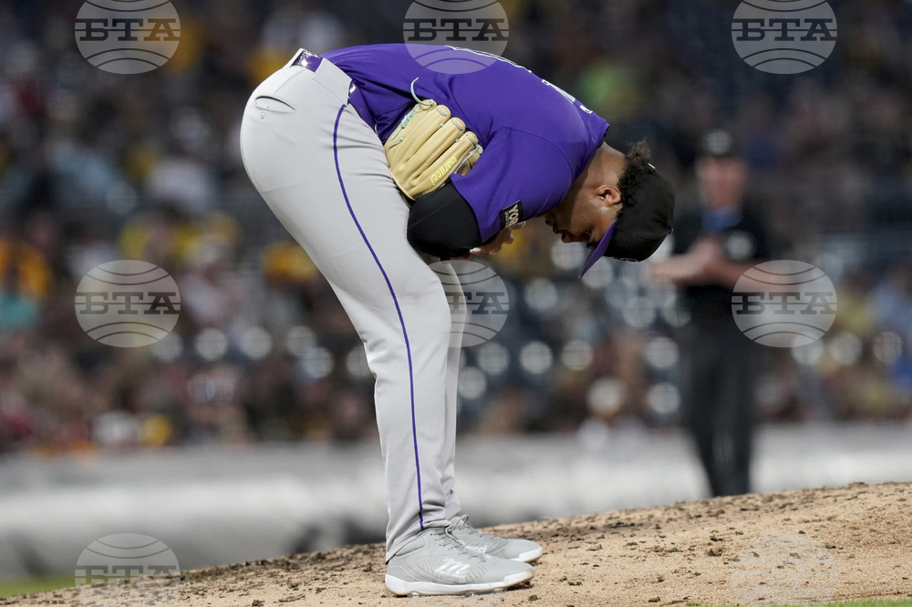 Rockies Pirates Baseball