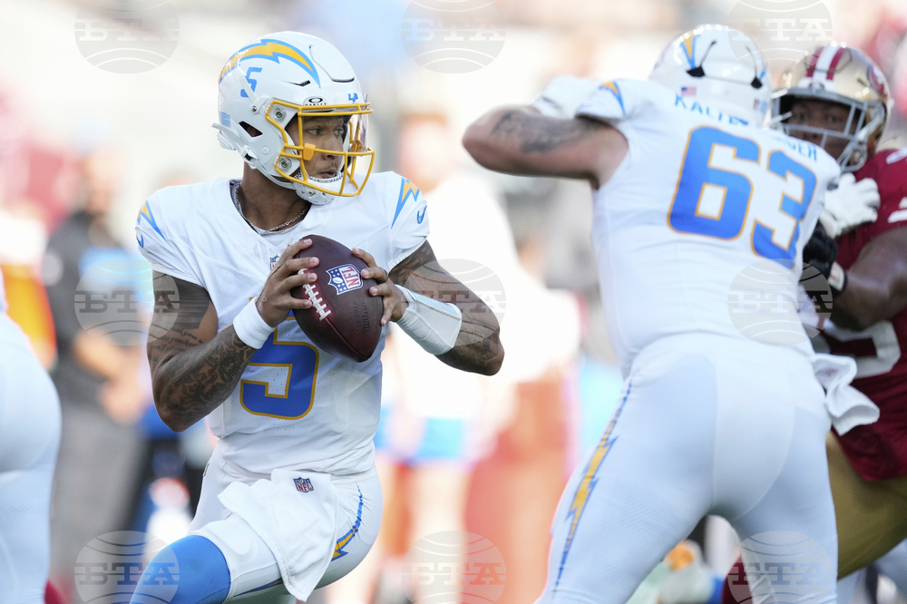 Chargers 49ers Football