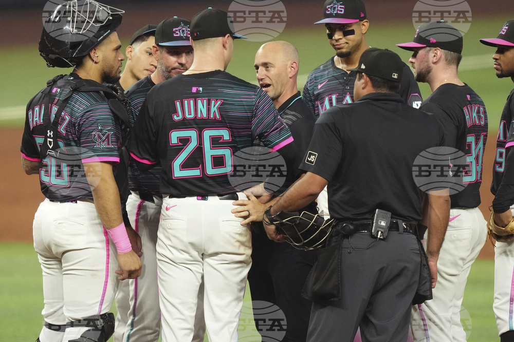 Blue Jays Marlins Baseball