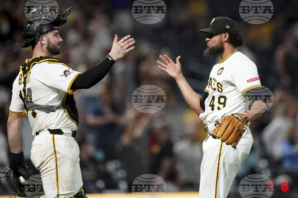 Rockies Pirates Baseball