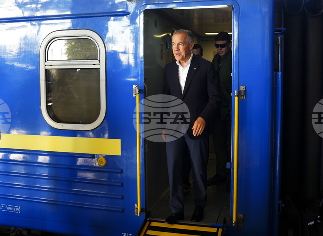 Премиерът на Канада Марк Карни пристигна на посещение в Киев