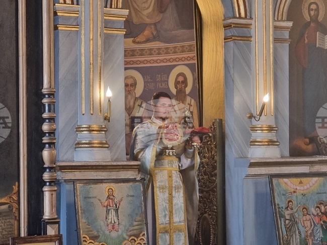 Да молим Господа да ни даде сила да прощаваме всяко прегрешение на ближните към нас, каза отец Иван от плевенския храм „Света Параскева“