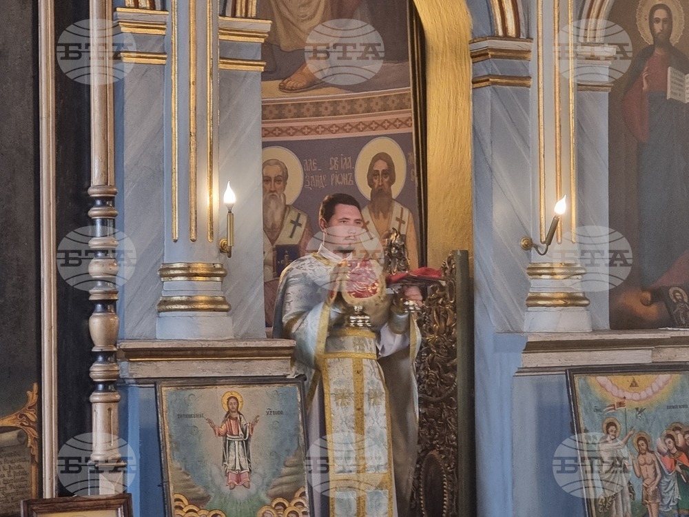Плевен - неделно богослужение - храм „Света Параскева“