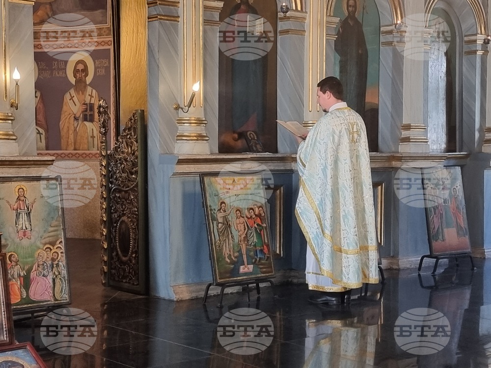 Плевен - неделно богослужение - храм „Света Параскева“