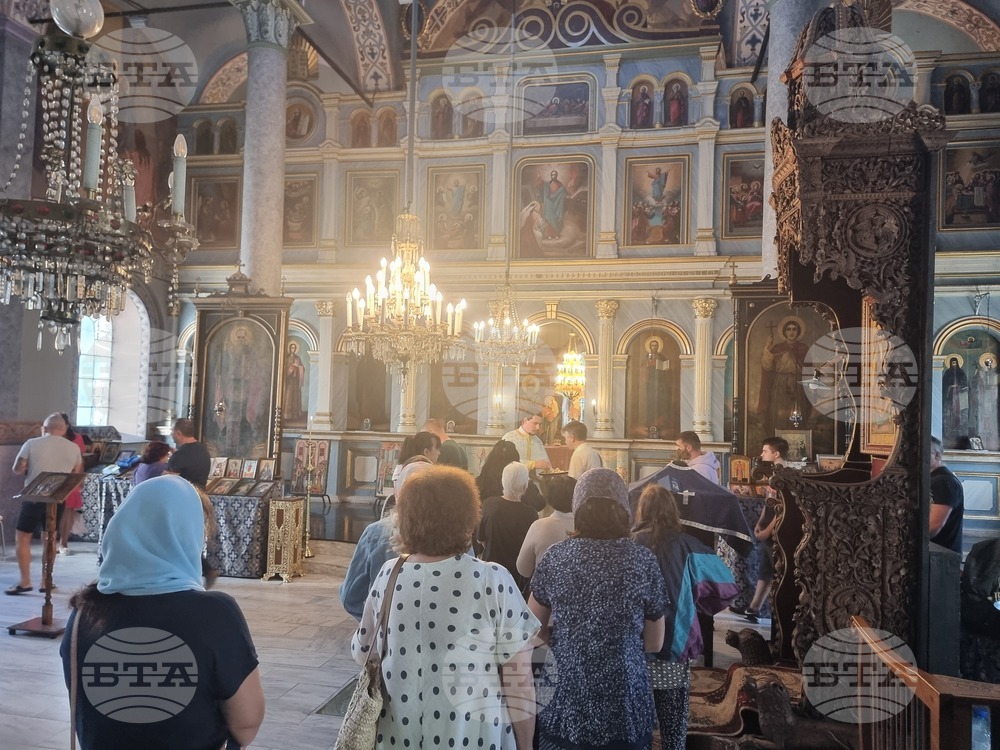 Плевен - неделно богослужение - храм „Света Параскева“