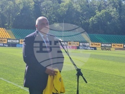 Добрич - стадион - първа копка - осветление