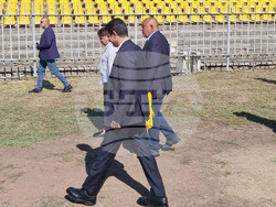 Добрич - стадион - първа копка - осветление