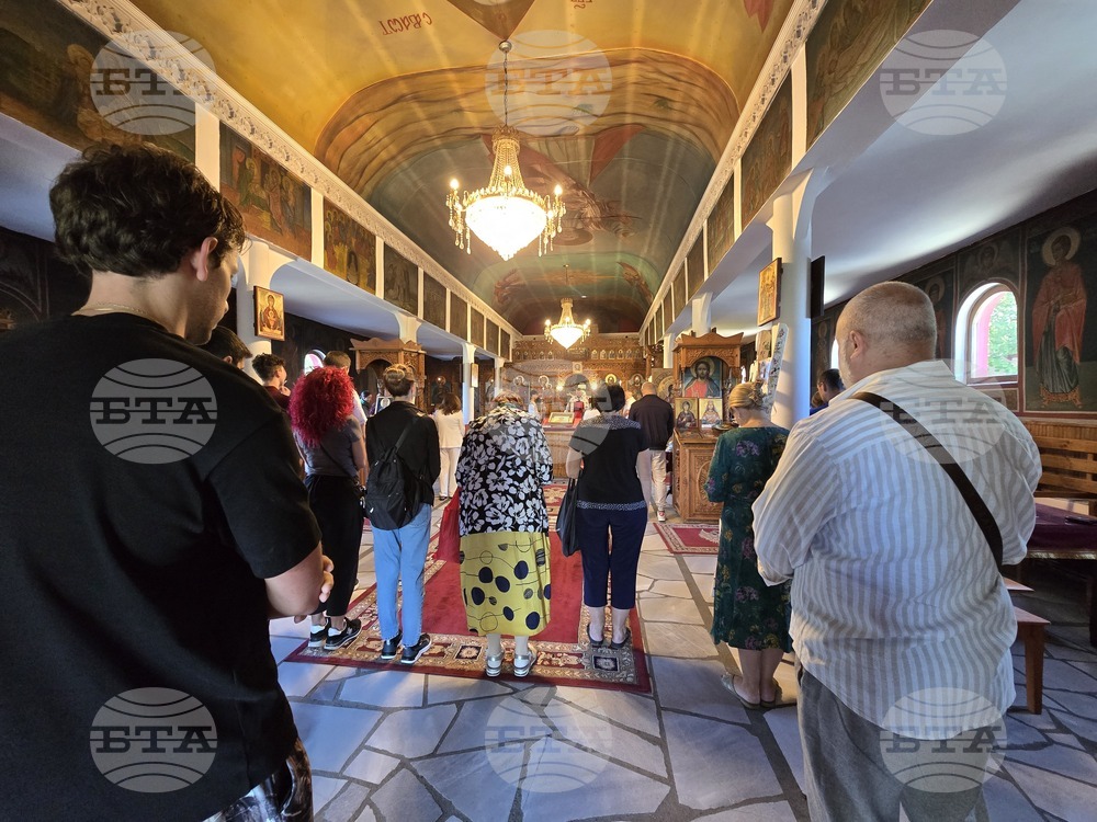  Да изживеем духовно живота си, защото ти, Боже, си благовещение за душите и телата ни, каза отец Ангел Вангелов в Благоевград 