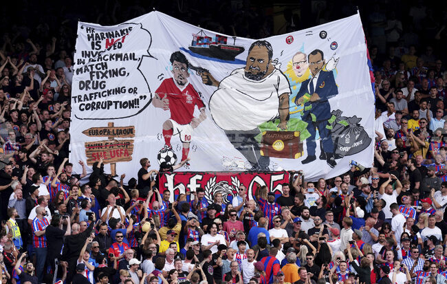 Кристъл Палас е обвинен от Футболната асоциация на Англия заради неприлична хореография