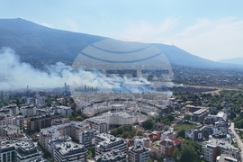 Пожар - квартал "Кръстова вада"