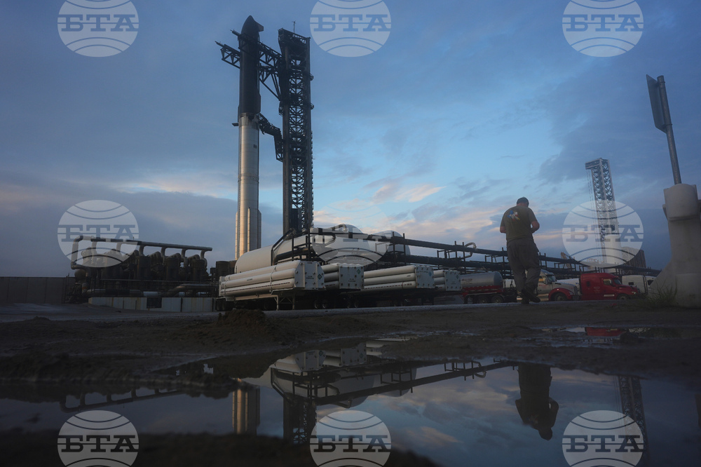 „Спейс Екс“ отложи тестов полет на ракетата „Старшип“ заради проблем с наземните системи