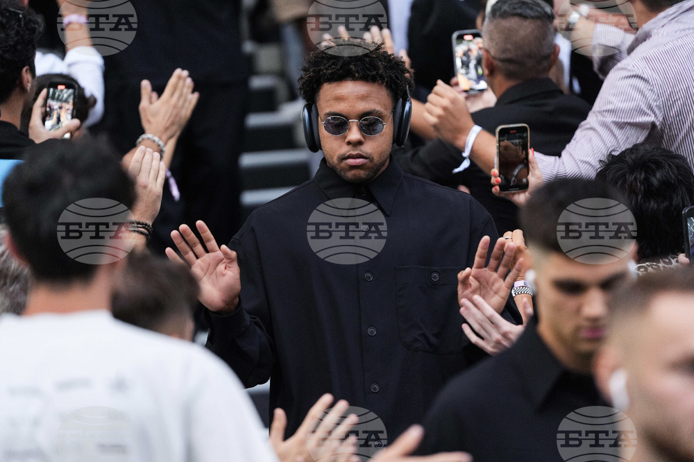 Ювентус забрани на трима фенове да посещават мачове заради расистки скандирания, насочени към Маккени