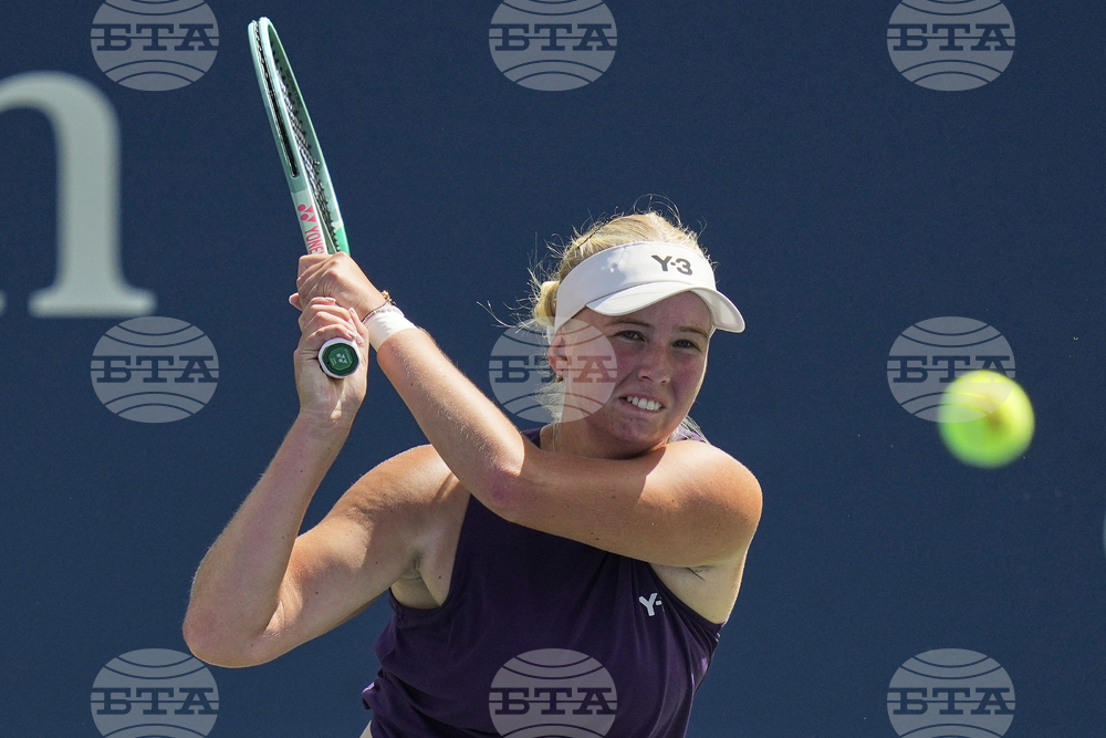 Третата поставена Клара Таусон се класира за четвъртфиналите на турнира по тенис в Сеул