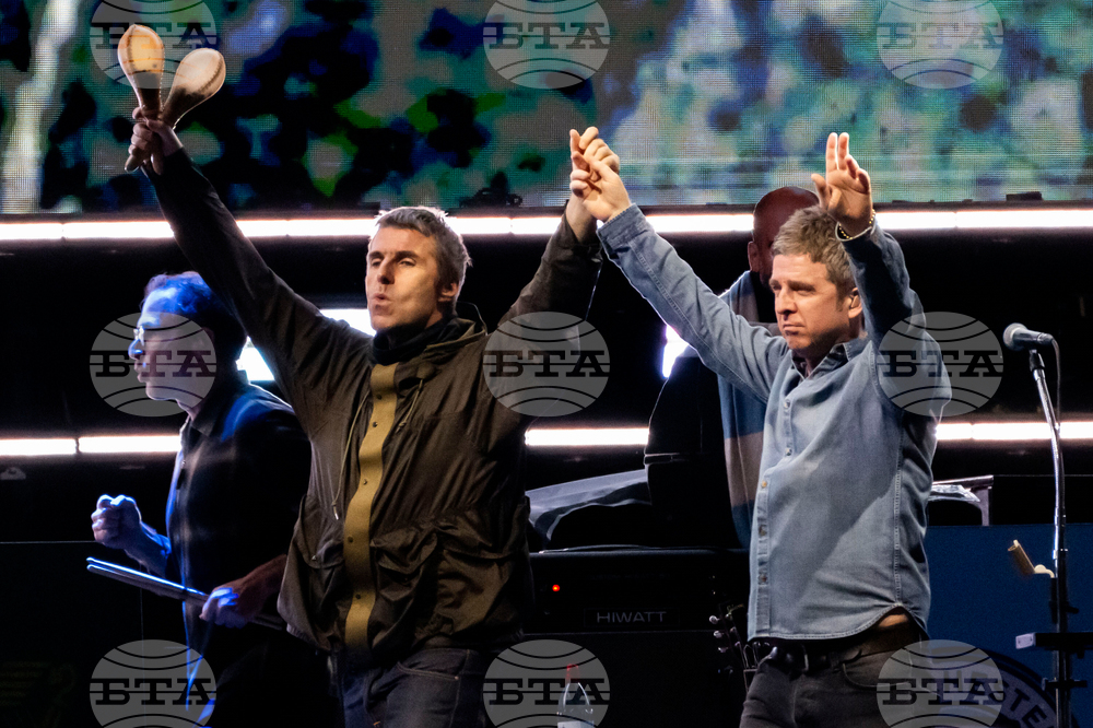 Oasis in Concert - Toronto