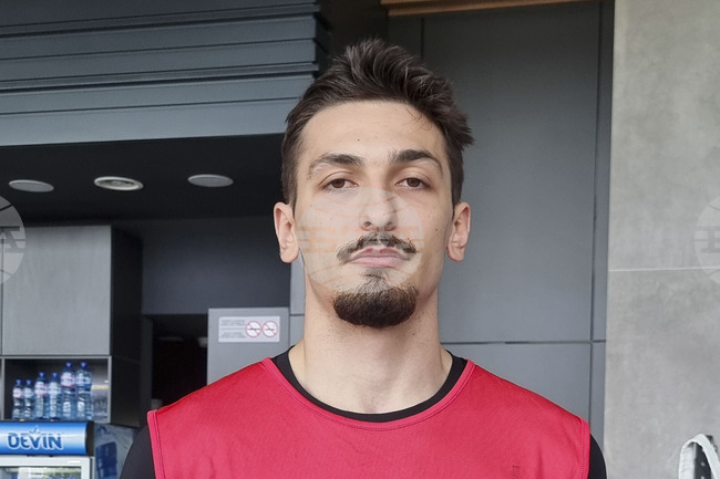 Националът Борислав Младенов реализира 21 точки при нова победа на Виена Баскет в австрийското първенство