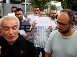 МВнР - сирийци - протест