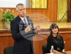 Бургас - "Туризъм: образование - бизнес - местна власт" - дискусионен форум