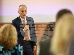 Бургас - "Туризъм: образование - бизнес - местна власт" - дискусионен форум