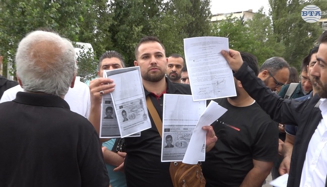 Сирийски граждани протестираха в София заради забавяне и отказ на визи на членове на техните семейства