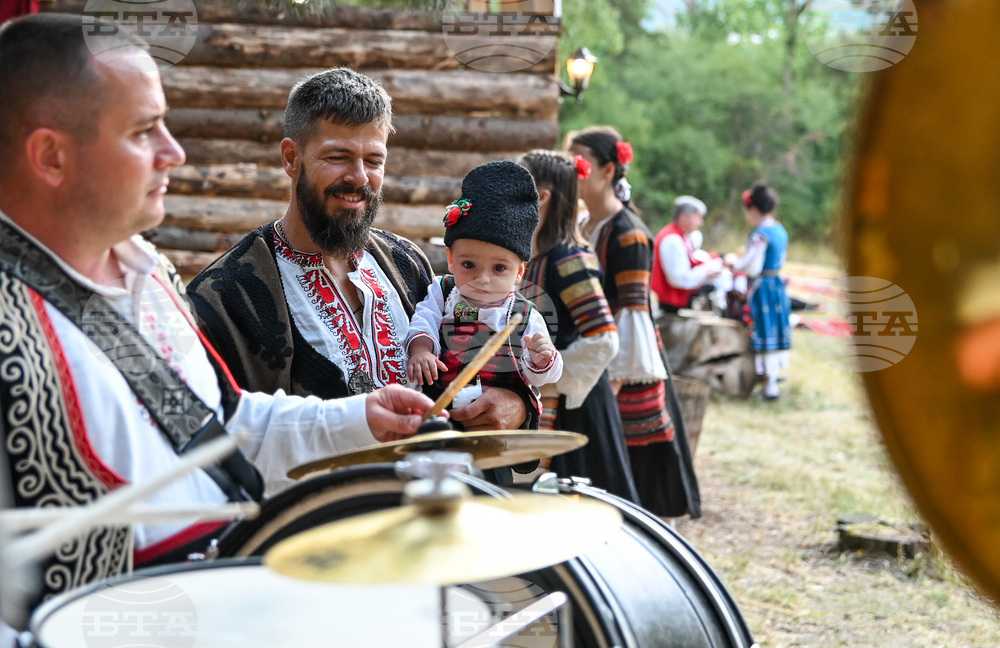 Жеравна - Международен фестивал на фолклорната носия