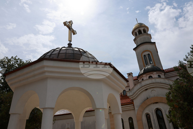 Общинският съвет в Елин Пелин ще реши дали да бъде създадено Общинско предприятие „Гробищни паркове“