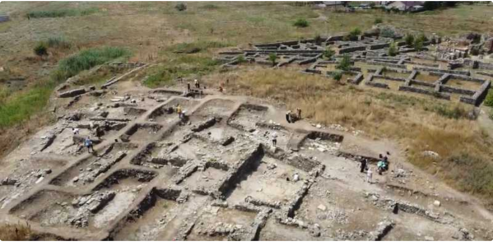 Аджерпрес: Над 40 монети и украшения от благородни метали са открити в археологическия обект „Хистрия“ в Румъния