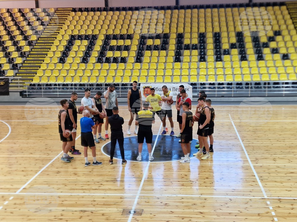 Миньор 2015 се събра за първа тренировка, ръководството на баскетболния клуб е договорило пет контроли