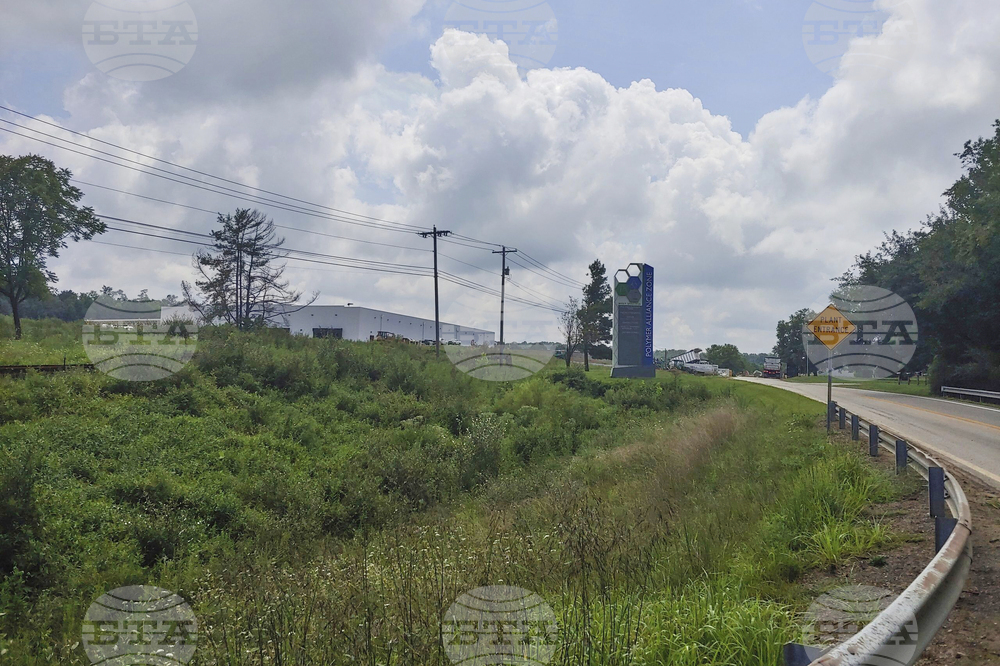 West Virginia Attracting Business