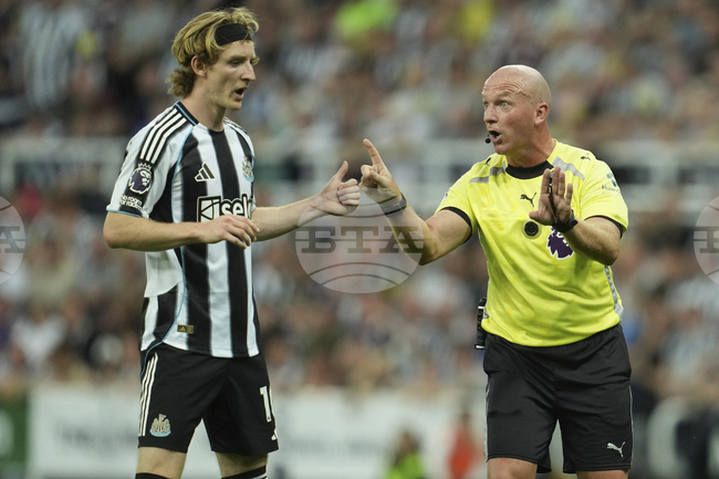 Гордън от Нюкасъл се извини публично за червения картон срещу Ливърпул