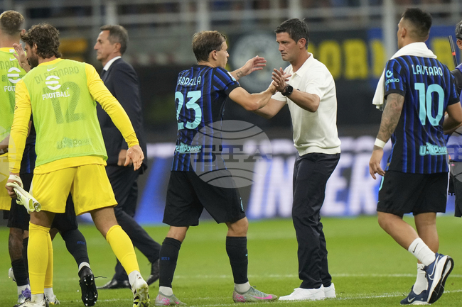 Киву се скара с фен след забележка за Мартинес