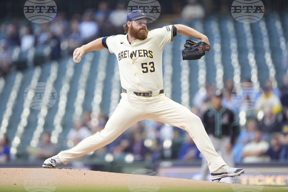 Diamondbacks Brewers Baseball