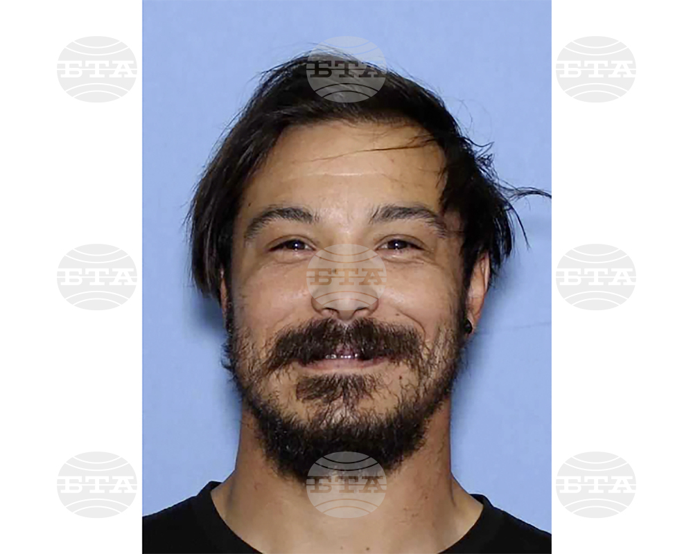 Sisters Killed Father Wanted
