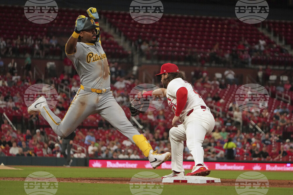 Pirates Cardinals Baseball