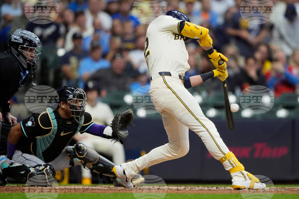 Diamondbacks Brewers Baseball